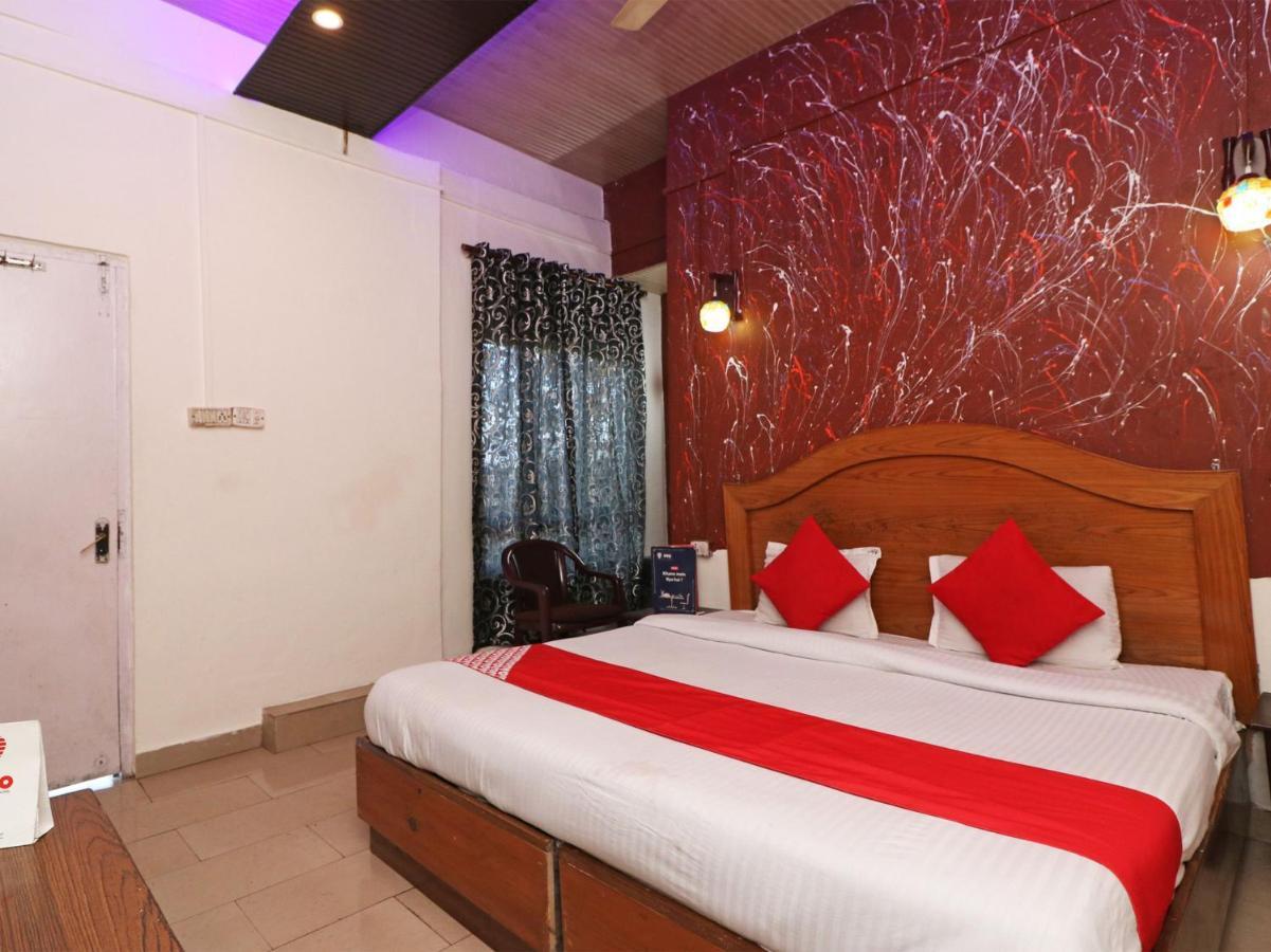 Oyo 77158 Hotel Swastik Palace Bhiwandi Exterior photo